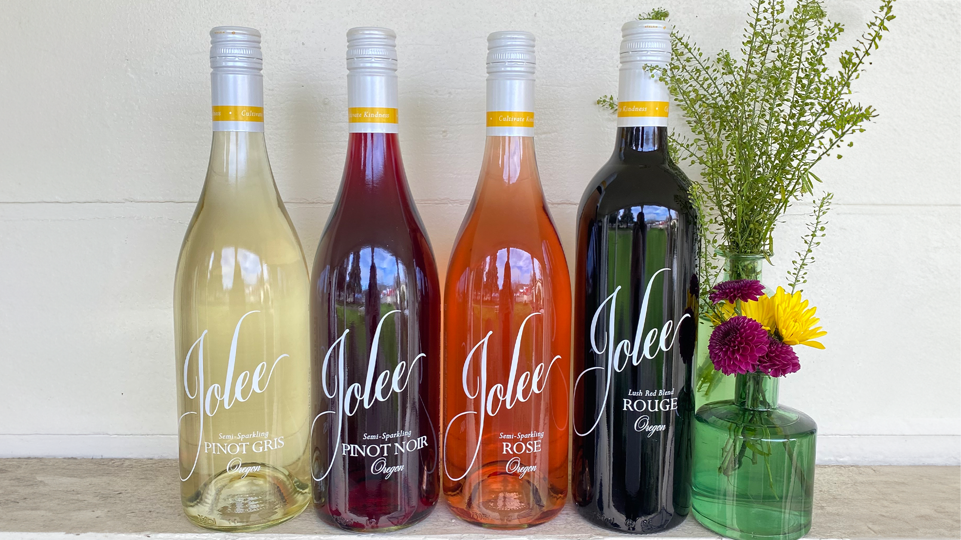 Jolee Wines welcomes its newest addition: Semi-Sparkling Pinot Noir